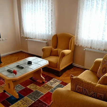 Kiralik Daireler Apartamento *